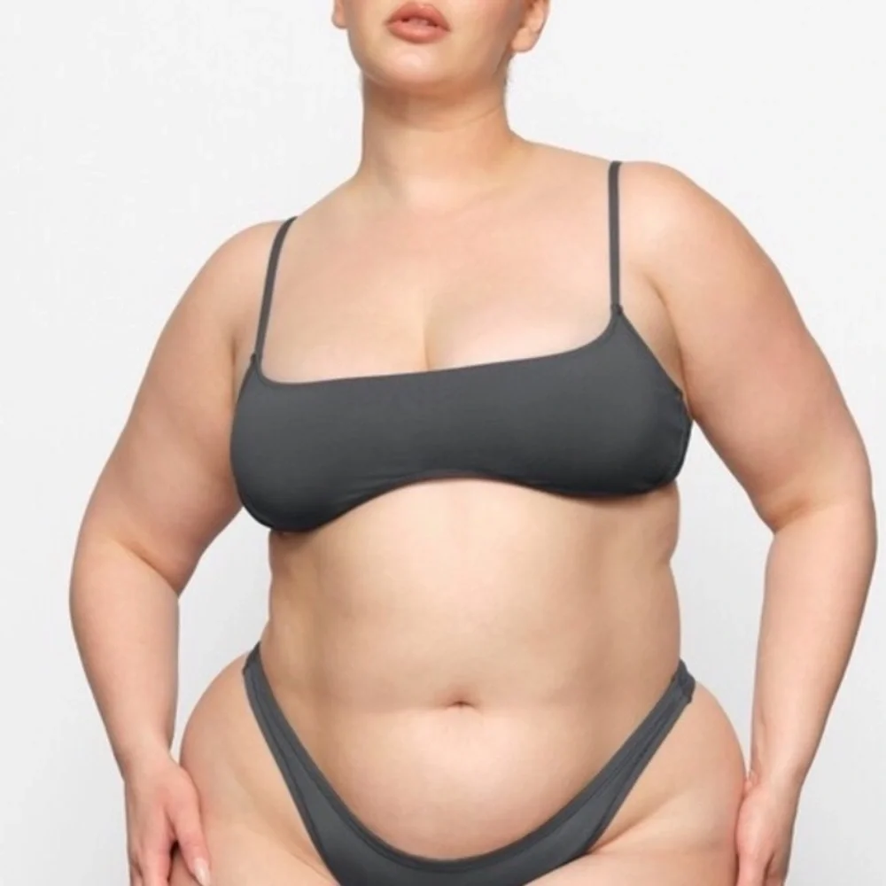 SKIMS (B10) Signature Swim Micro Scoop Top | Gunmetal | NWT | 2X